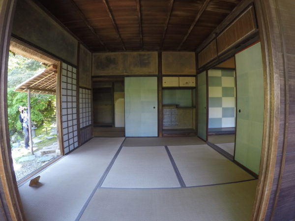 Interiores de una vivienda estilo "sukiya". 