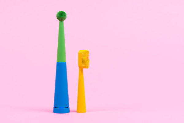Cómo tu cepillo de dientes se convirtió en parte de la crisis del plástico?